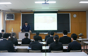 学内企業説明会風景1